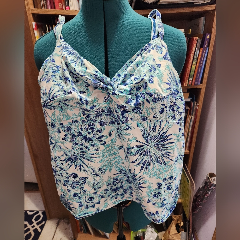 Land's End EUC Tankini Top